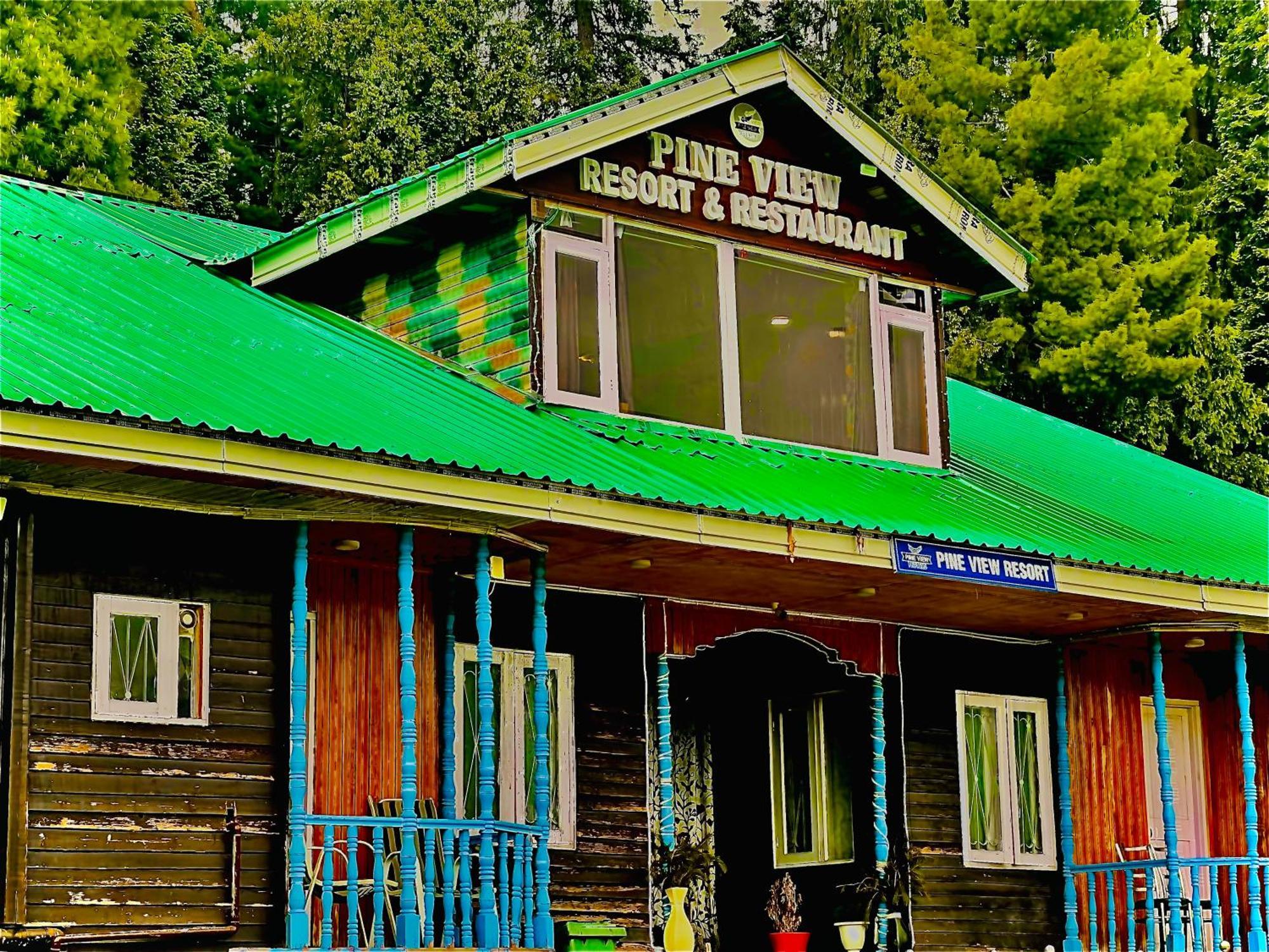 Pine View Resort Gulmarg Exterior foto